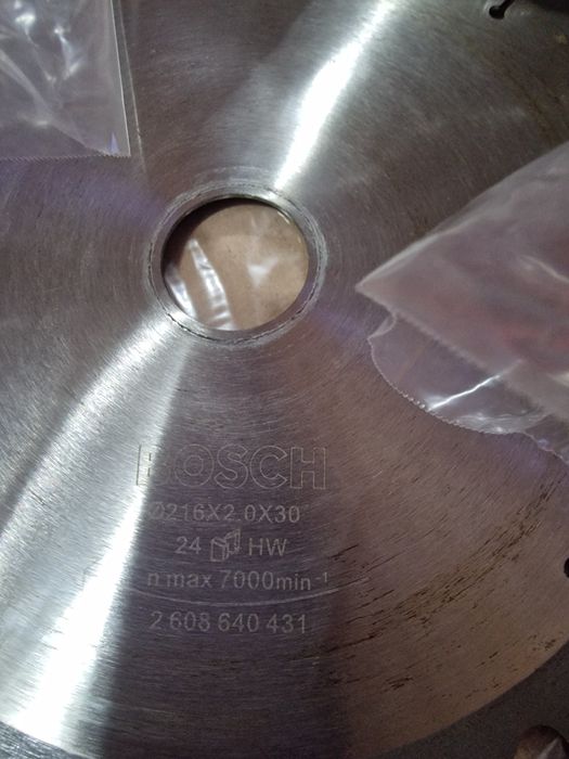 Pânză circular industrială Karnasch 216mm (Aluminiu/MDF) + Pânză Bosch Wood, NOI