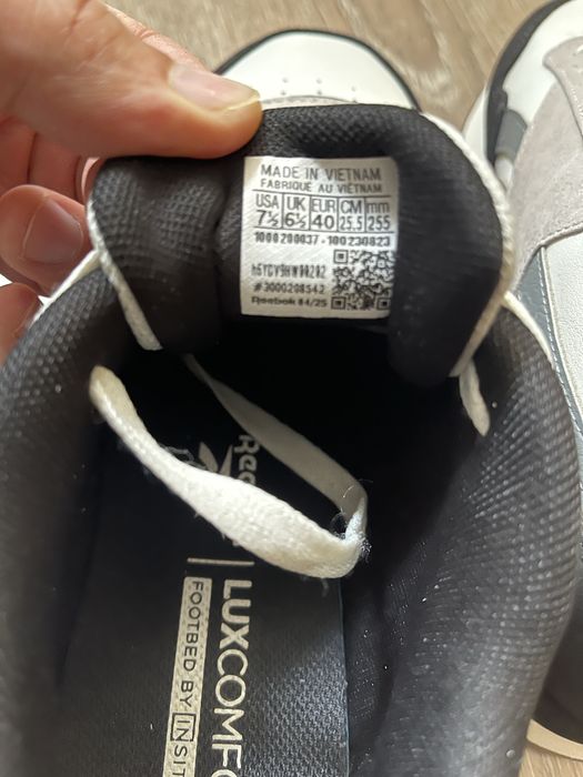 Продам красовки Reebok оригинал размер 40