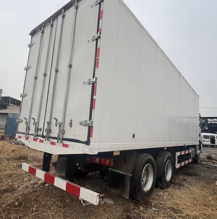 Kuzov sotiladi yangi