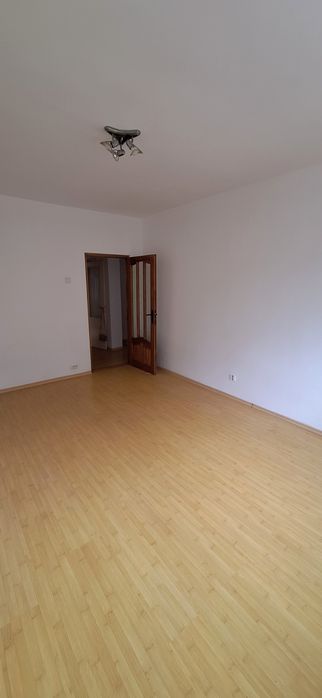 Apartament de vânzare 3 camere centrul VATRA DORNEI