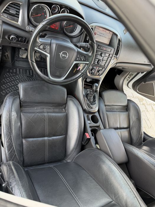 Opel Astra J 1.7 CDTI