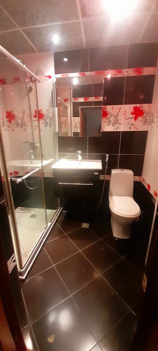 Продава се Четиристаен апартамент в Варна, Окръжна болница - 93 кв.м за 7 €/кв.м - Снимка #8