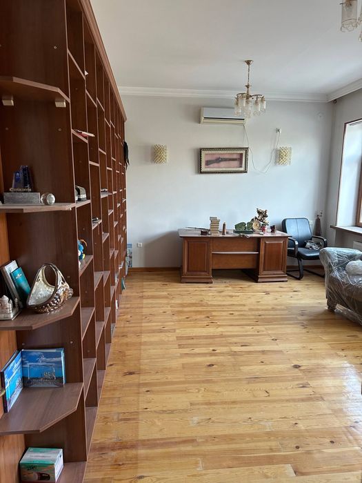 Katta uy sotiladi/arenda - Yashash va Biznes uchun