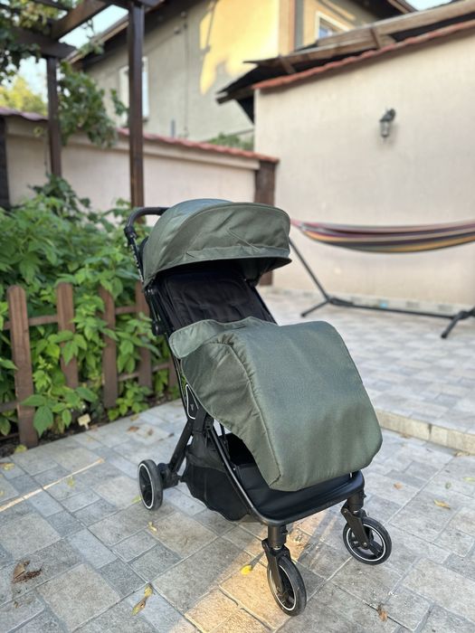 Продавам детска количка Chipolino Easy Fold + подарък раница