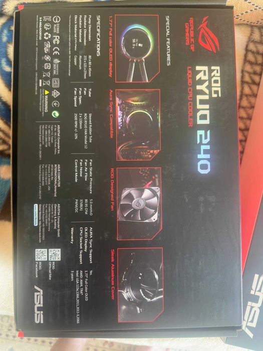 ASUS ROG Ryuo 240 водяное охлаждение
