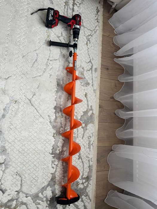 Ледобур для рыбалки