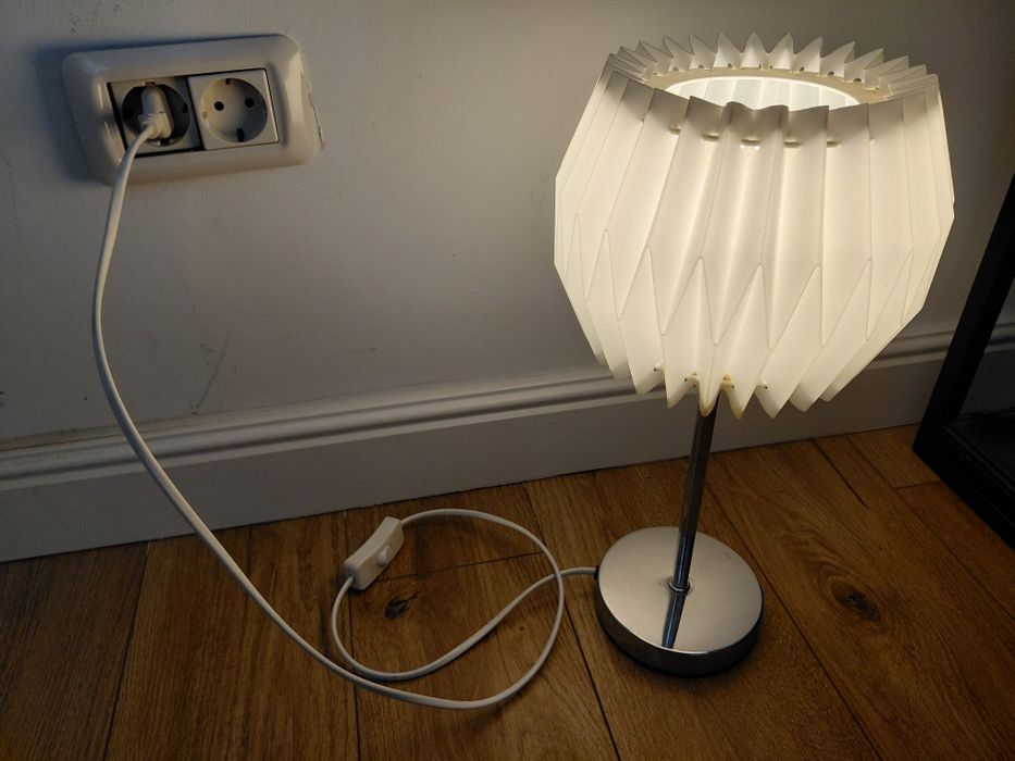 Veioza / lampa de camera