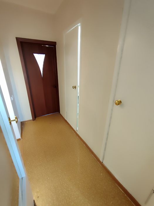 Продается 2-комн (9-45, 2 этаж)