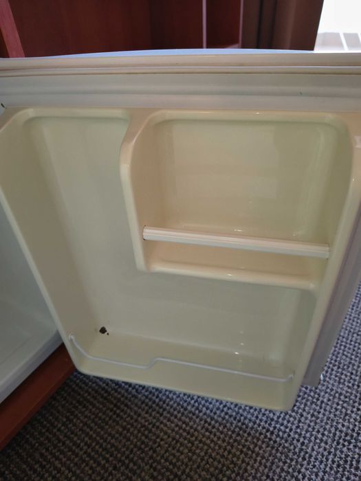 Минибар- хладилник