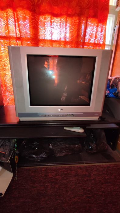 Телевизор сотилади