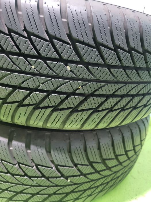 2 бр зимни 205/60/17 Bridgestone дот 2024г