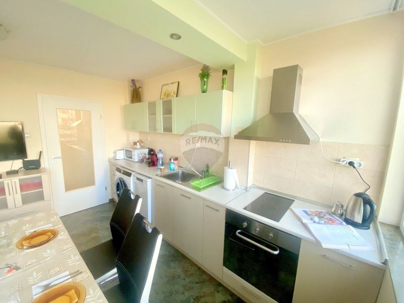 Дава се под наем Тристаен апартамент в Варна, Чайка - 60 кв.м за 650 € - Снимка #8