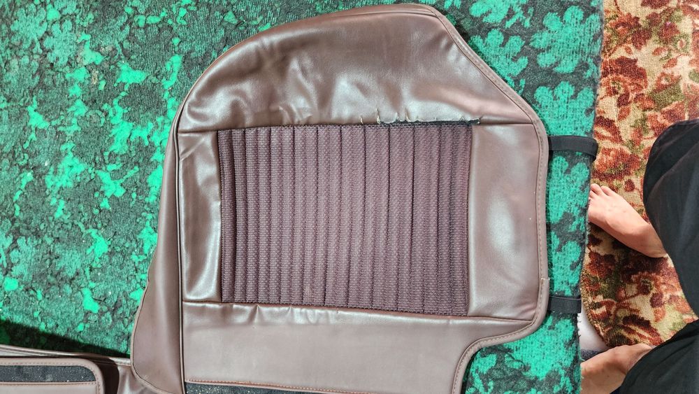 Cobolt moshina chehol sotiladi