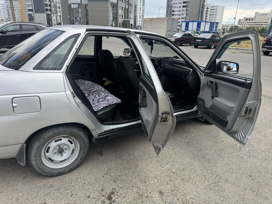 Продам ВАЗ 21101 8 клапан инжектор