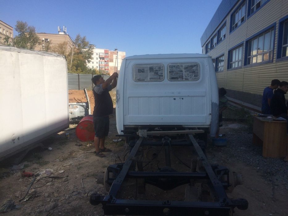 Продам Газель двиг 2.4