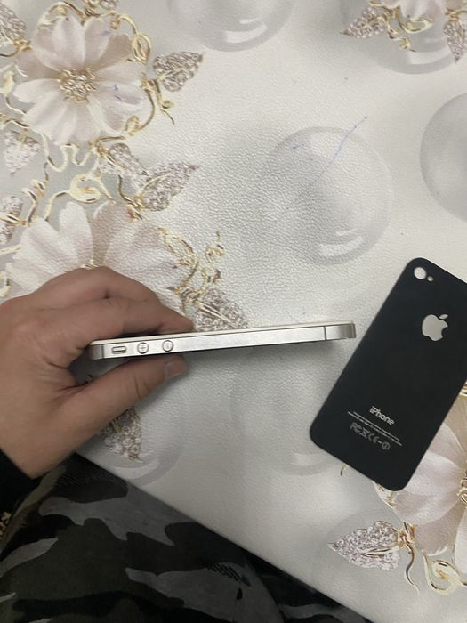 Айфон 4s хароший