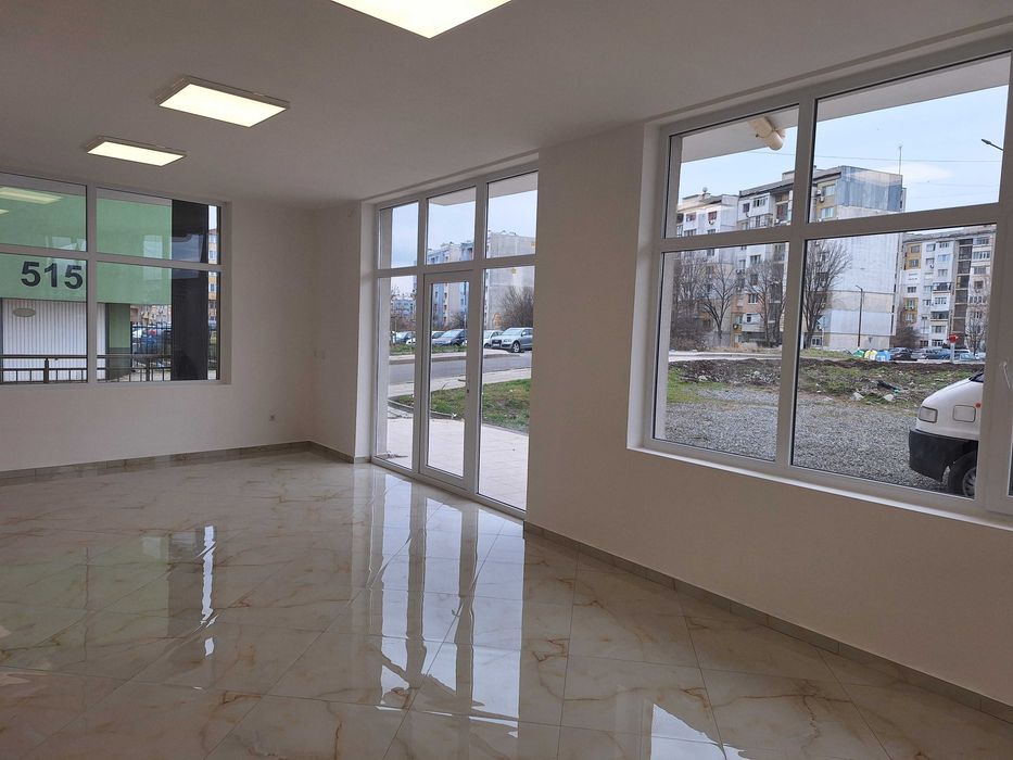 Дава се под наем Магазин в Бургас, Меден рудник - зона В - 96 кв.м за 510 € - Снимка #3