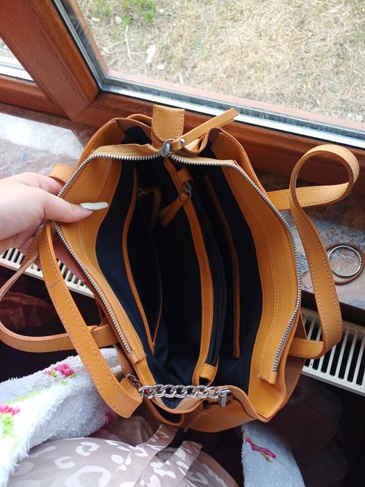 Geanta compartimentata poșetă