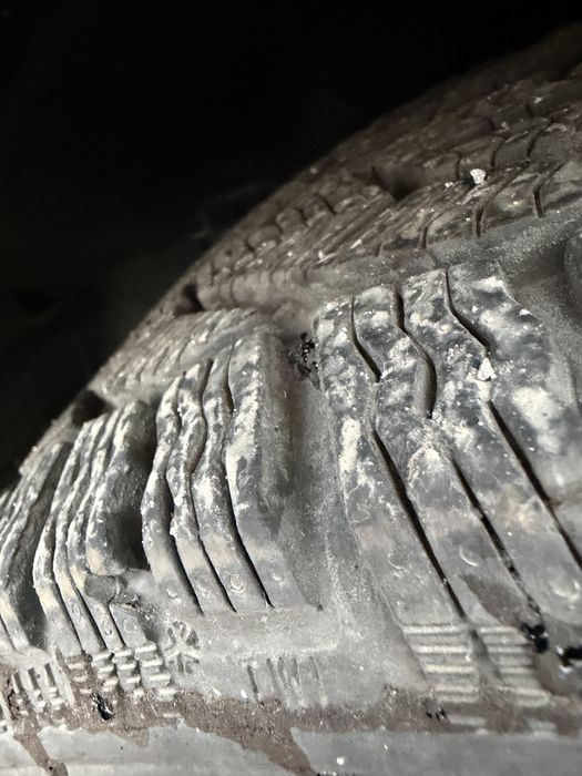 Джанти 17 5х100 с хубави зимни гуми