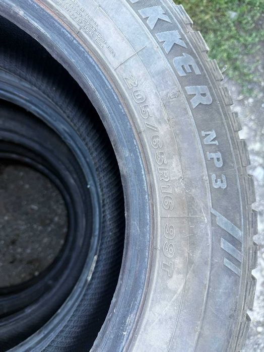 Зимние шины 205/65 /16 Maxxis