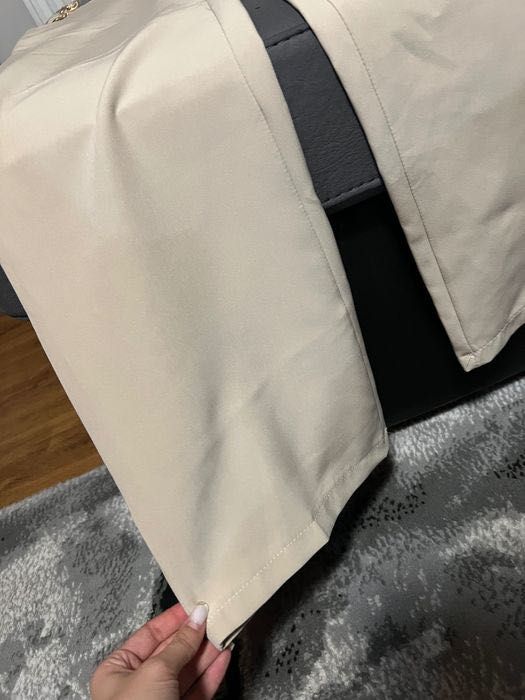 Красив бежов панталон