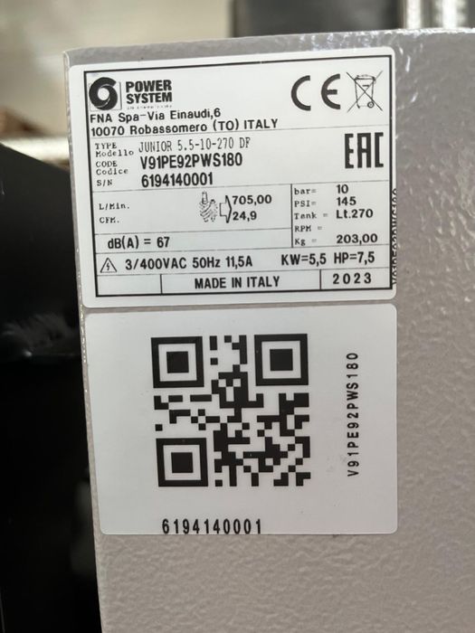 Compresor cu Surub Junior 5.5Kw 10 Bar, cu uscator, rezervor de 270 L