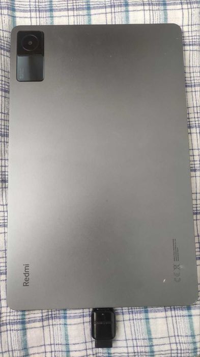 таблет Xiaomi Redmi Pad 6gb 128gb (2023) отключен за части