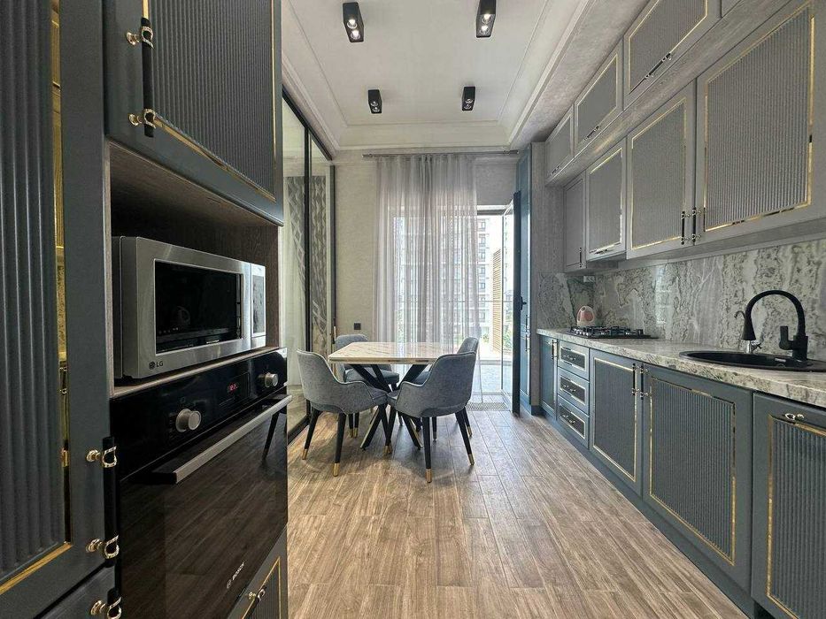 ПРОДАЕТСЯ Tashkent city GardensResidens Вид на двор С мебелью техникой