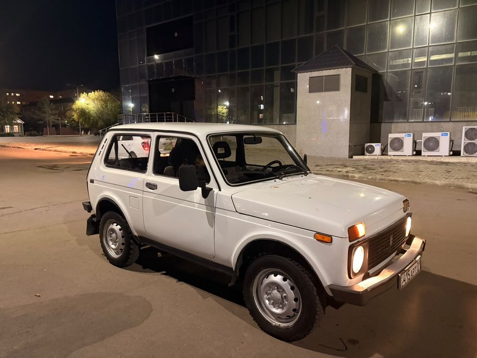 Продам Ниву ГАЗ-БЕНЗИН 2007 года цена ниже рынка