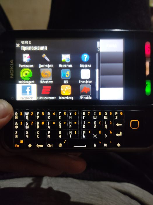 NOKIA C6,"Слайдер"