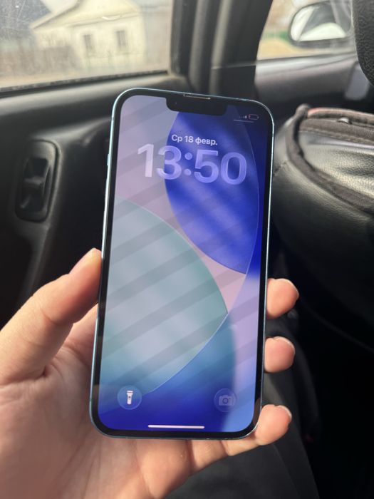 iPhone 13 в идеальном состтянии