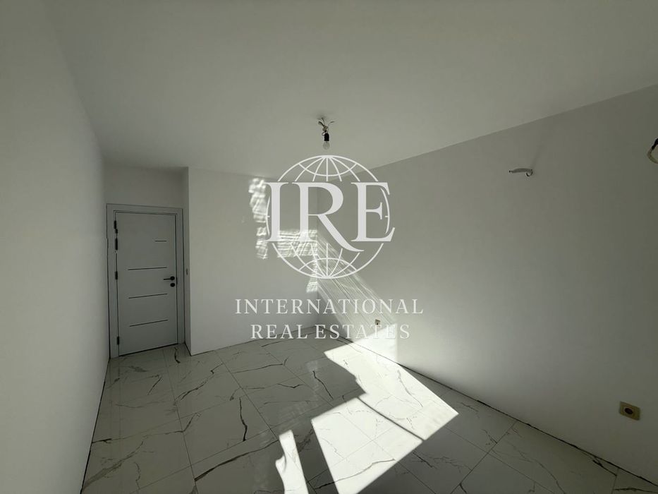 Продава се Двустаен апартамент в к.к. Св.Св. Константин и Елена - 70 кв.м за 1472 €/кв.м - Снимка #7