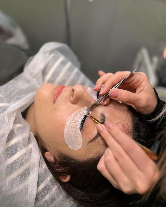 Наращивание ресниц