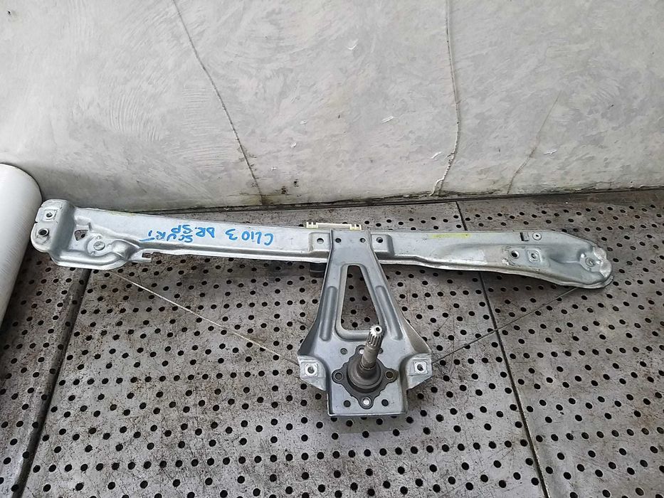Macara manuala geam dreapta spate renault clio 3 8200291155b 981281103