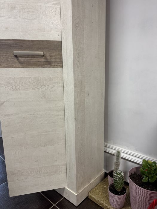 НАМАЛЕН Гардероб за антре/офис/хол - бял бор/античен дъб