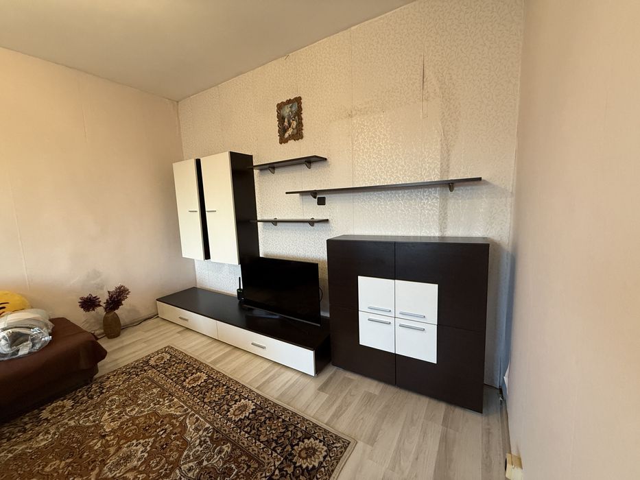 Холна секция за стена минимум 3,5 м