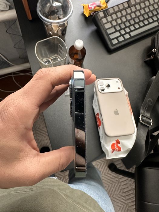 Продам айфон 12Pro max