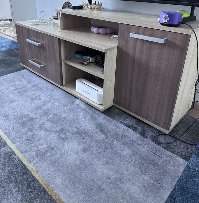 Тумба под телевизор