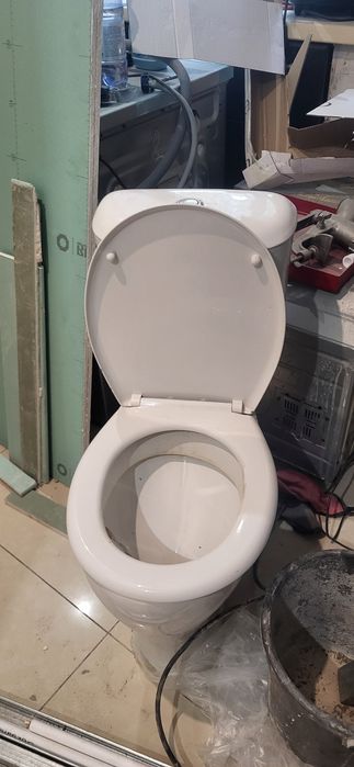 Продам рабочий унитаз