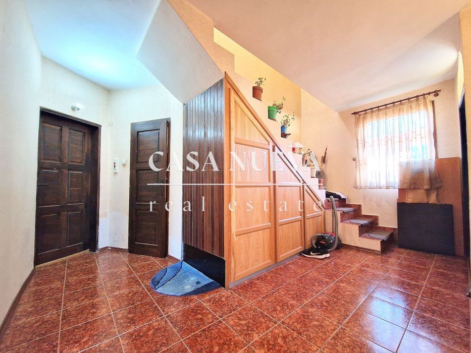 Къща в София, област-с.Волуяк