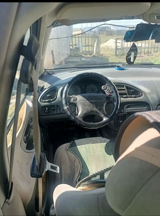 Продаю Volkswagen sharan 95года