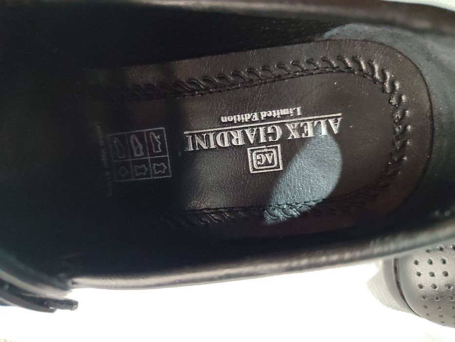 Продам туфли почти новые