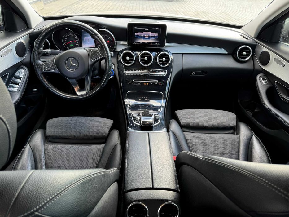 Mercedes-Benz C 220 7G-tronic