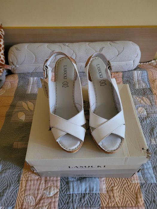 3 чифта нови обувки естествена кожа