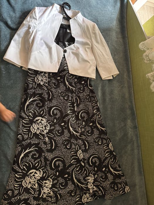 Нарядное платье на той