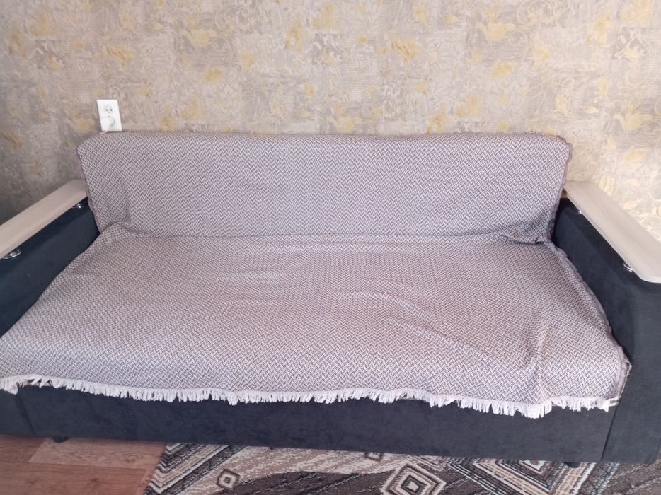 Продам отличный диван