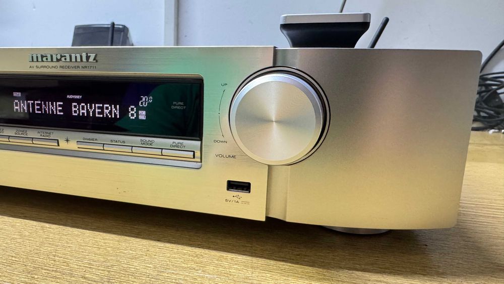 Marantz SR1711 slim 8k