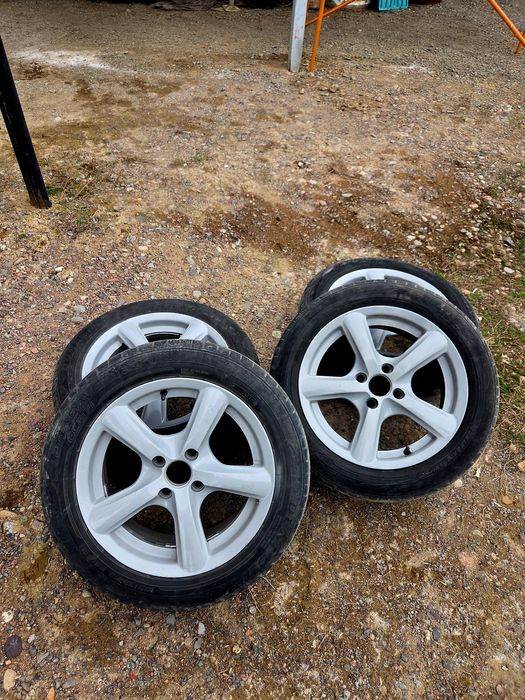 Шины и комплекта