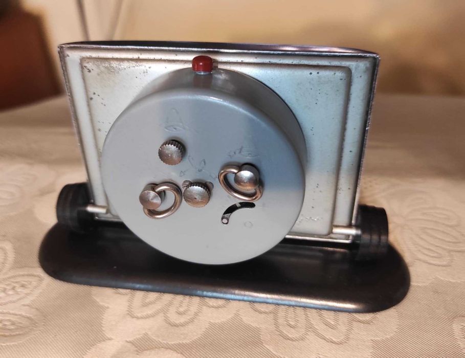 будилници руски работят