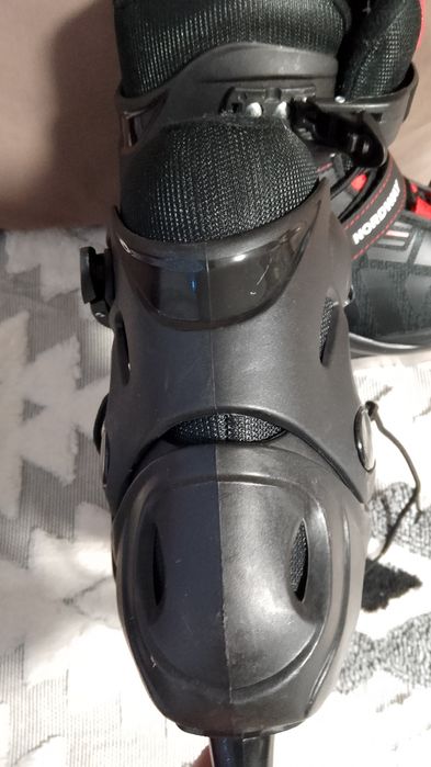 Коньки мужские черные